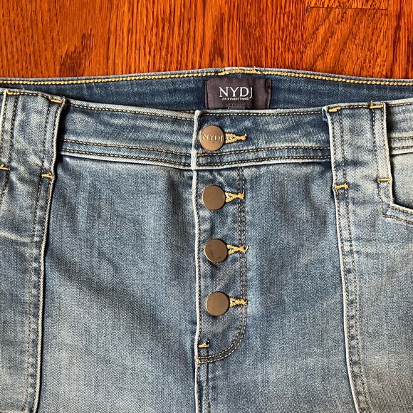 NYDJ Teresa Button Fly Raw Hem Ankle Wide Leg Jeans in Clean Clayburn, Size 12 - Picture 3 of 15